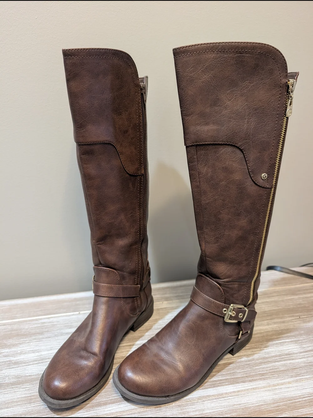 ​Brown Riding Boots Knee High GUESS Womens Side Zip Ankle Strap Flat Size 8 M